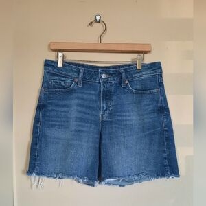 Old Navy Mid Rise OG Loose Denim Blue Women's Shorts Cut Off Beachy Coastal